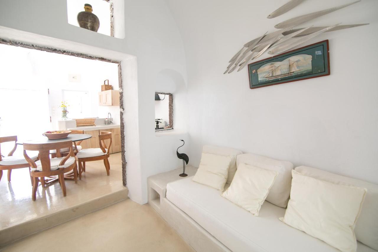 דירות אויה Menias Cave House מראה חיצוני תמונה