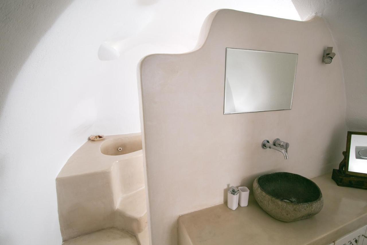 דירות אויה Menias Cave House מראה חיצוני תמונה