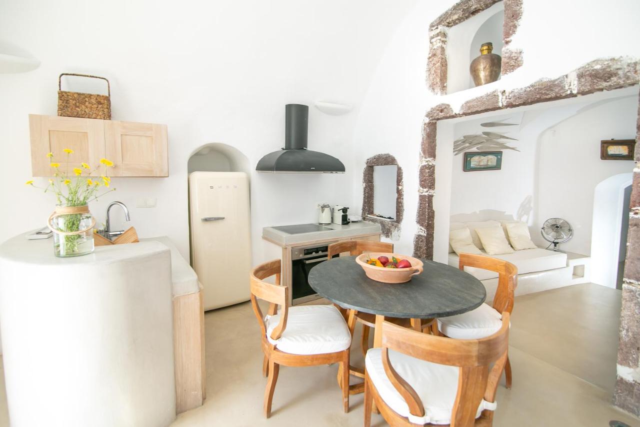 דירות אויה Menias Cave House מראה חיצוני תמונה