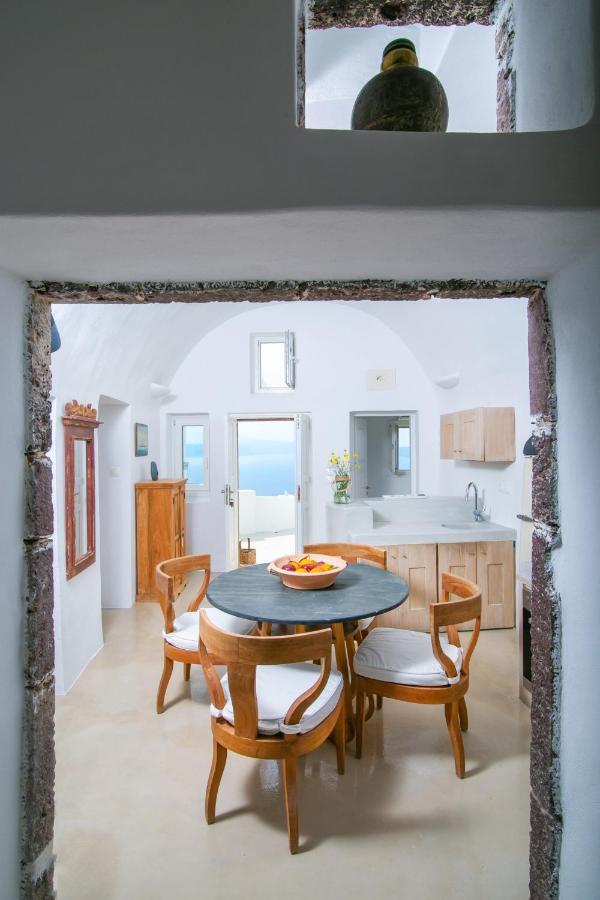 דירות אויה Menias Cave House מראה חיצוני תמונה